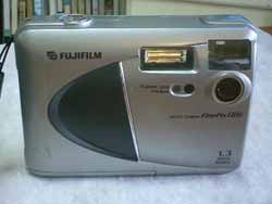 FUJIFILM FinePix1300